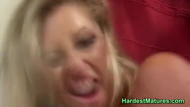 Woman delights the anal fucking